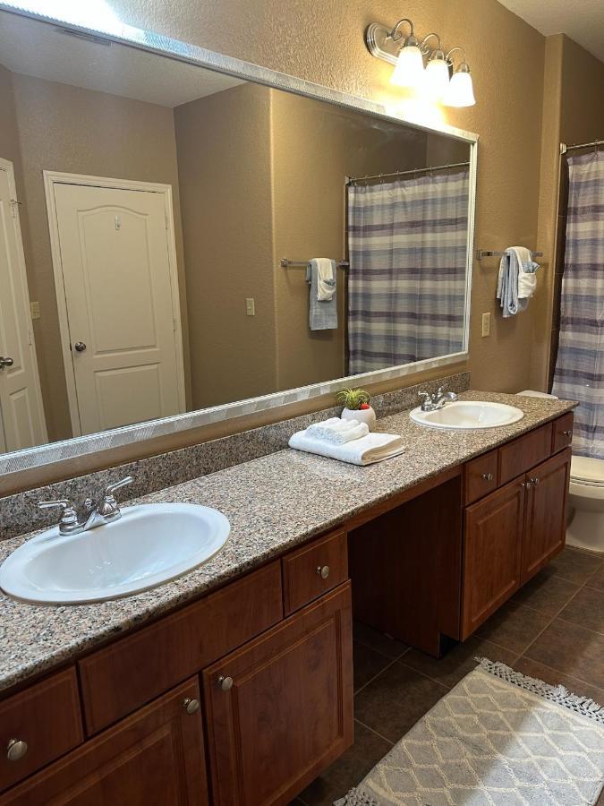 Blueplatinum Luxury Apartamento Houston Exterior foto